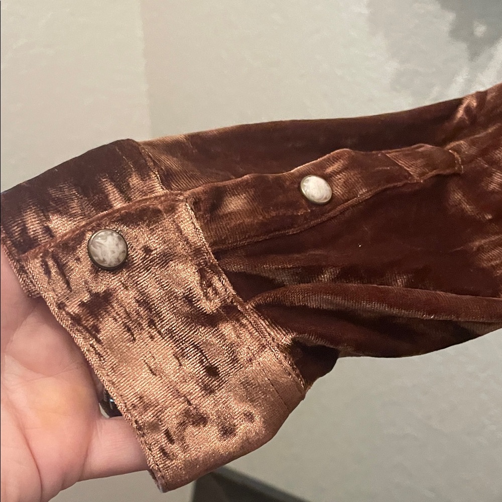 Rock n Roll Denim Copper Crushed Velvet Button-Up Shirt - Picture 6 of 9